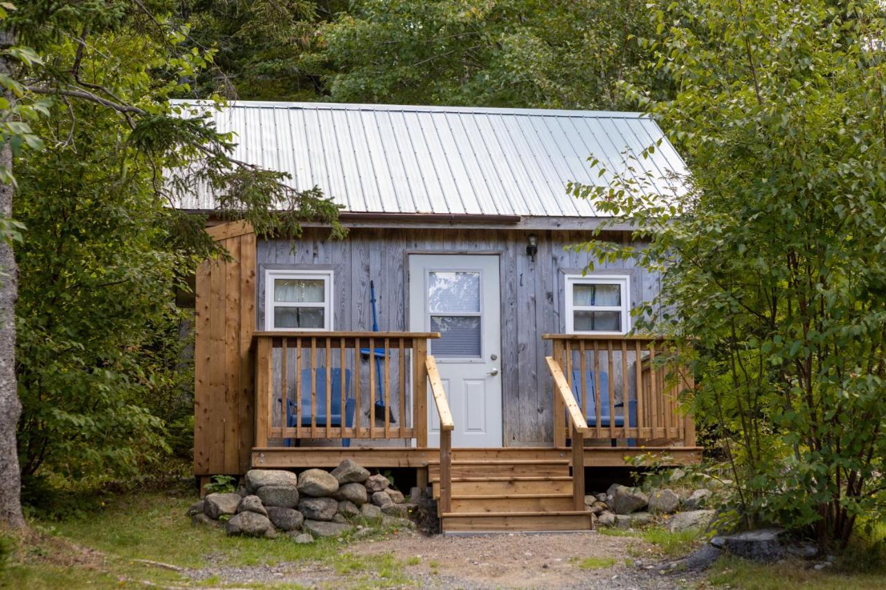 Trailside Accommodations And Outdoor Adventures Birch Plain Exterior foto